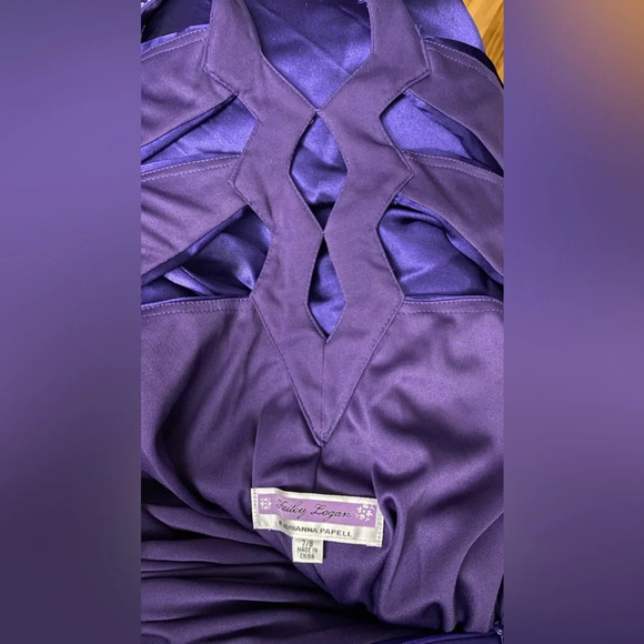 Hailey Logan by Adrianna Papell Purple Satin Sequin Gown Long Dress Size 7/8 - Picture 7 of 10